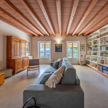 Dufour 1 Lusso, Spazio E Vista Mare Villa