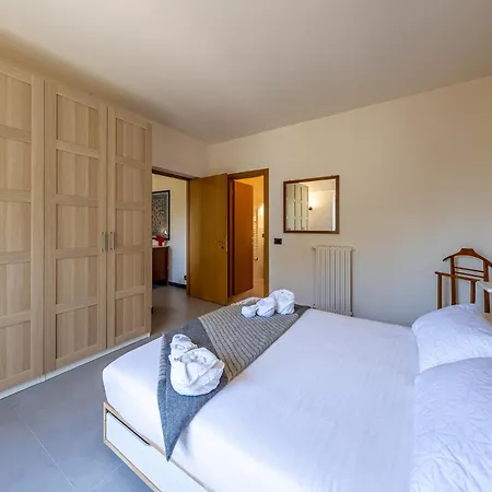 Dufour 1 Lusso, Spazio E Vista Mare *